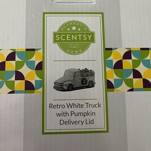 Scentsy Retro White Pick Up Truck